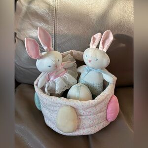 Adorable Handmade Easter Bunny Family
Soft and Sweet